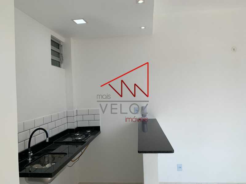 Apartamento à venda com 1 quarto, 33m² - Foto 8