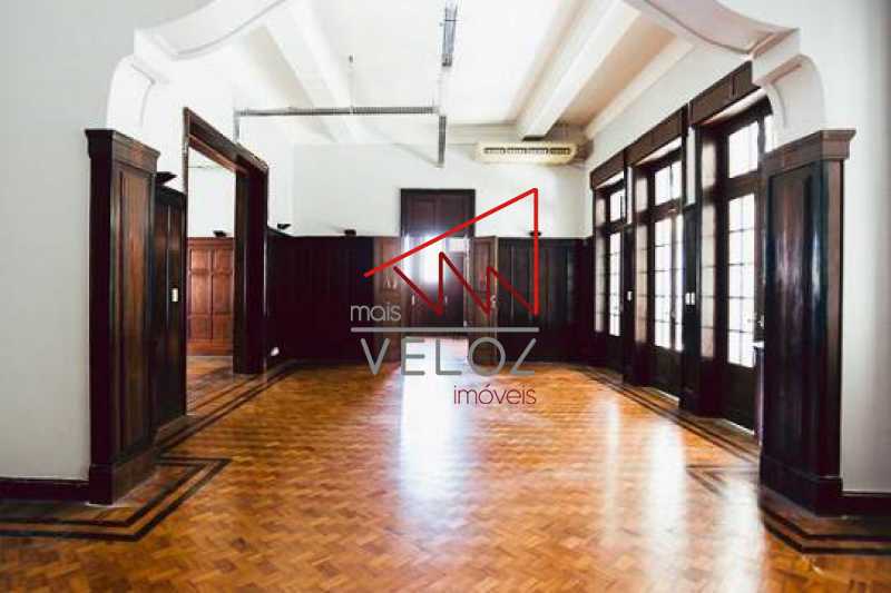 Casa à venda com 10 quartos, 1065m² - Foto 9