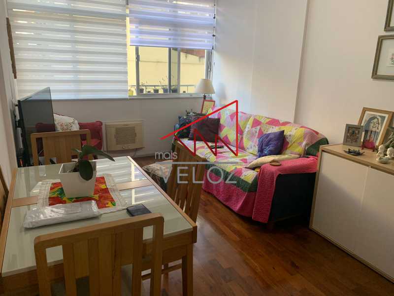 Apartamento à venda com 2 quartos, 80m² - Foto 1