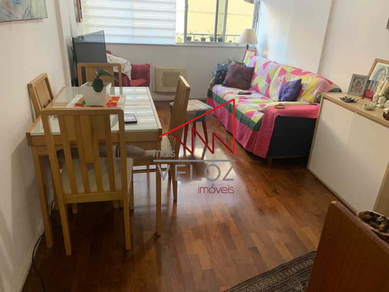 Apartamento à venda com 2 quartos, 80m² - Foto 16