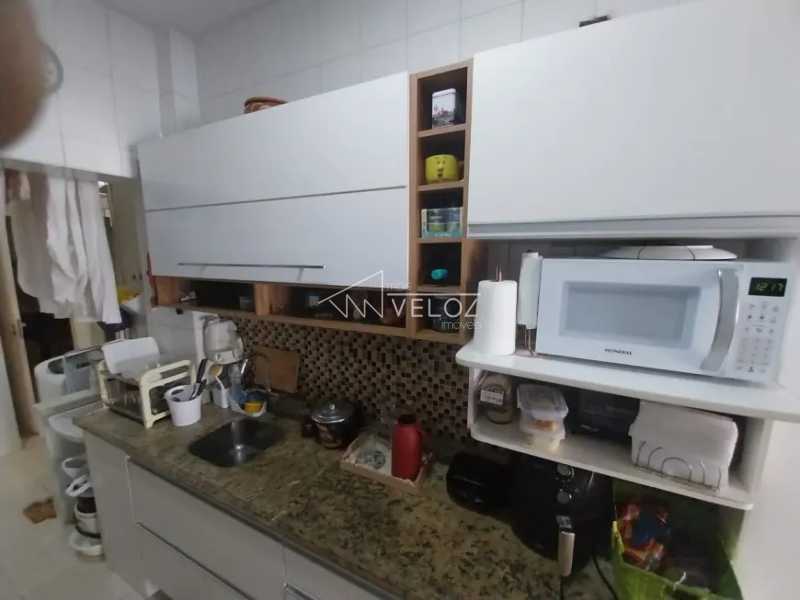 Apartamento à venda com 3 quartos, 65m² - Foto 19