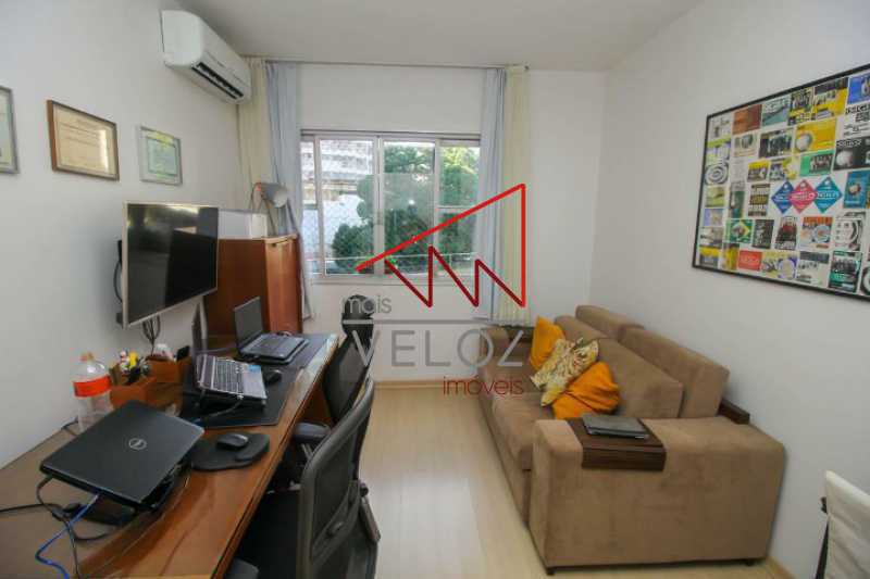 Apartamento à venda com 2 quartos, 90m² - Foto 15