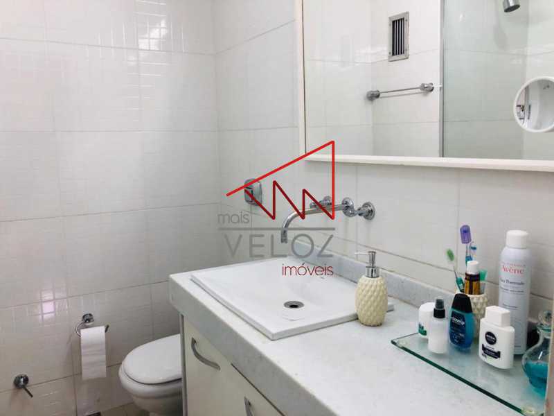 Apartamento à venda com 2 quartos, 90m² - Foto 21