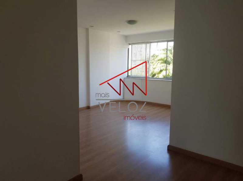 Apartamento à venda com 3 quartos, 104m² - Foto 3