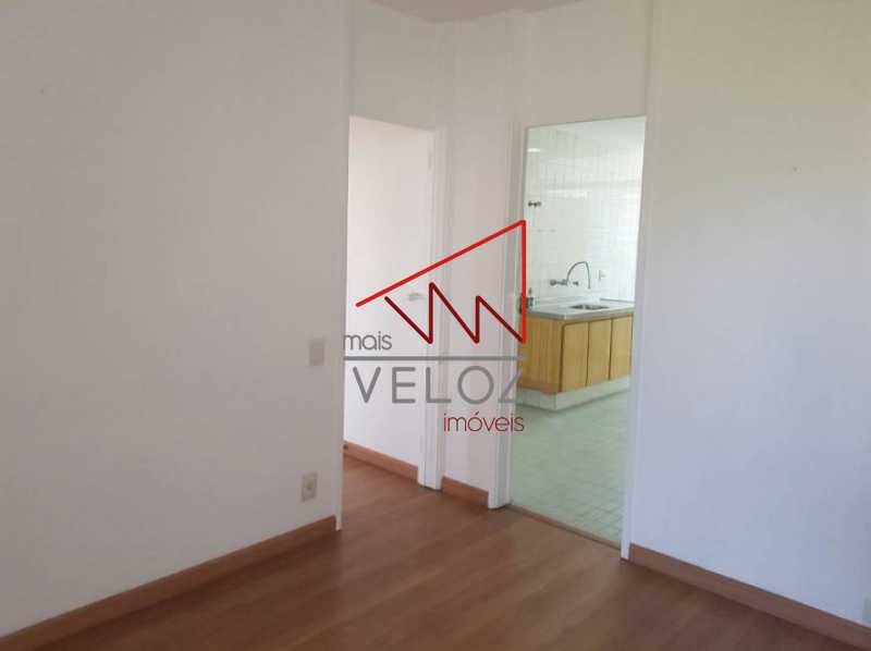 Apartamento à venda com 3 quartos, 104m² - Foto 19