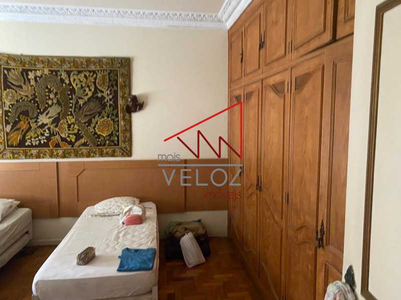 Apartamento para alugar com 3 quartos, 187m² - Foto 14