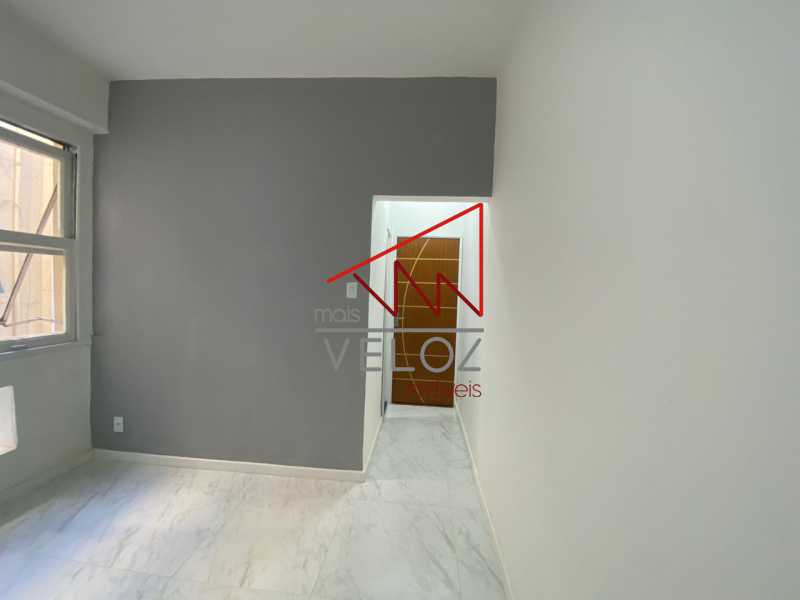 Apartamento à venda com 1 quarto, 36m² - Foto 1