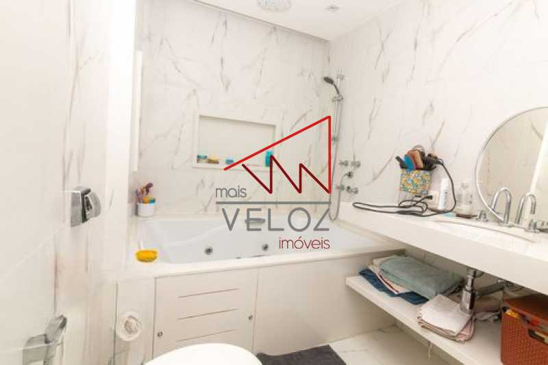 Apartamento à venda com 4 quartos, 222m² - Foto 15