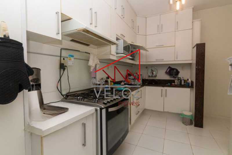 Apartamento à venda com 4 quartos, 222m² - Foto 10