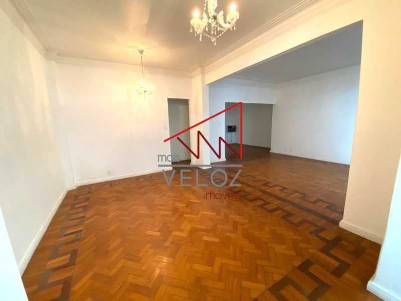 Apartamento à venda com 3 quartos, 163m² - Foto 5