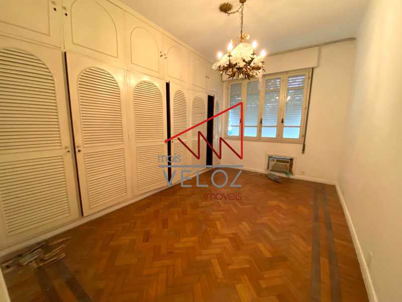 Apartamento à venda com 3 quartos, 163m² - Foto 19