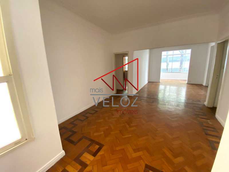 Apartamento à venda com 3 quartos, 163m² - Foto 9