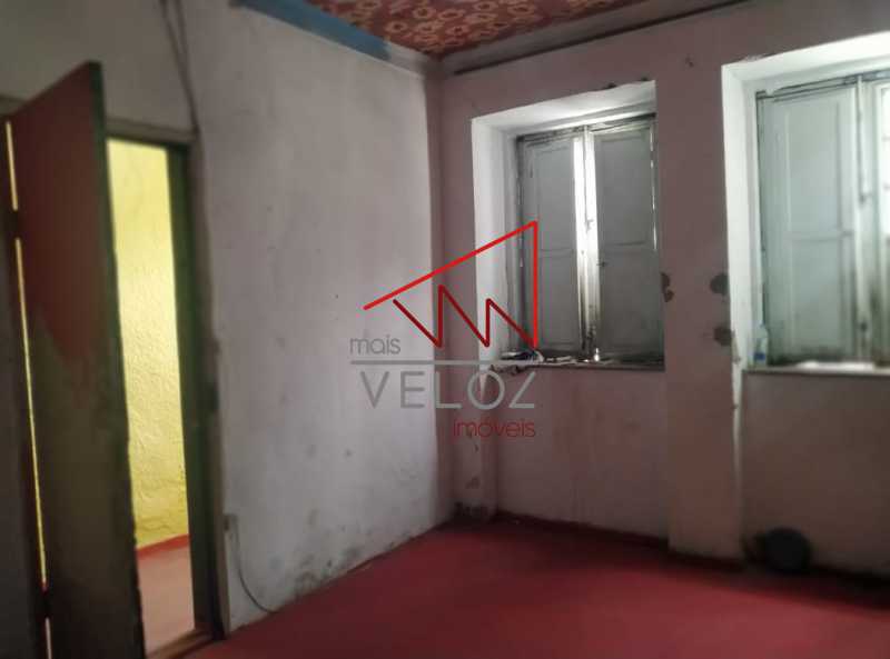 Casa à venda com 5 quartos, 99m² - Foto 11