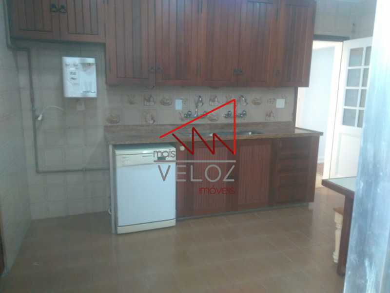 Apartamento para alugar com 5 quartos, 253m² - Foto 28