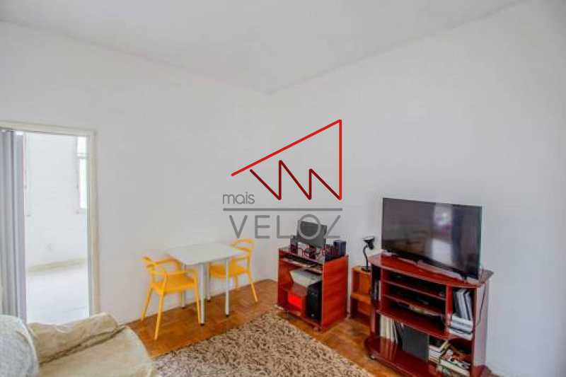 Apartamento à venda com 1 quarto, 34m² - Foto 2