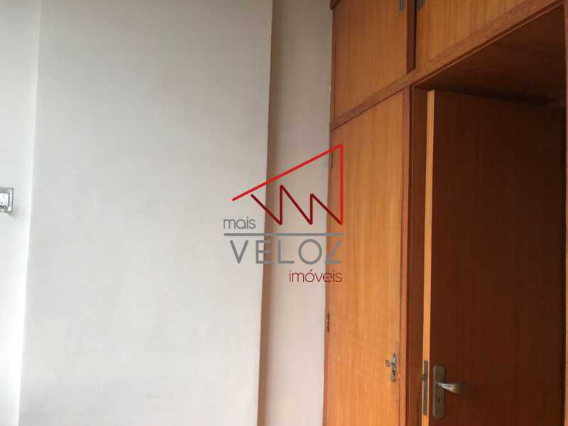 Apartamento à venda com 1 quarto, 45m² - Foto 8