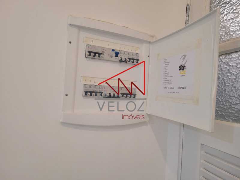 Apartamento à venda com 2 quartos, 76m² - Foto 27