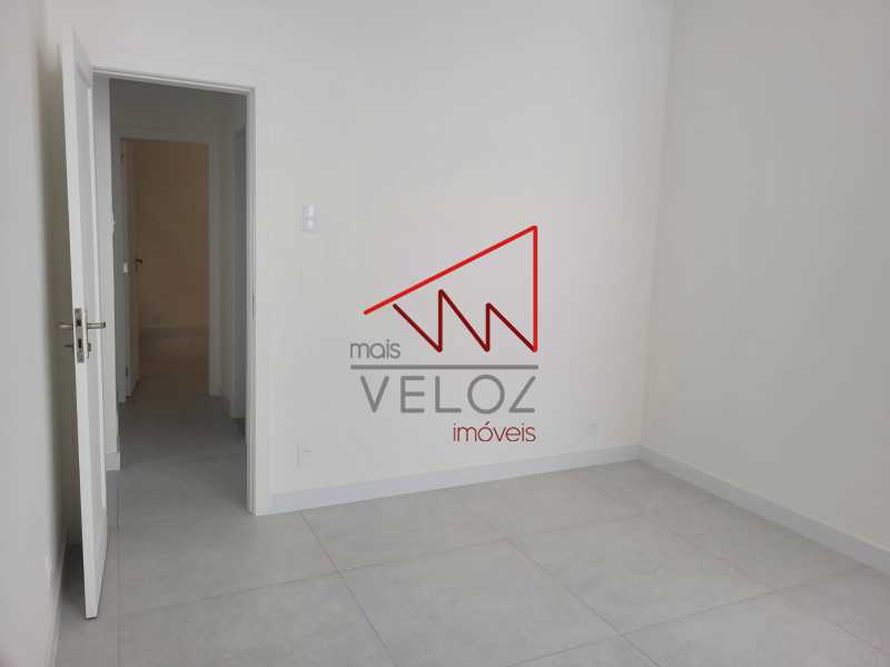 Apartamento à venda com 2 quartos, 76m² - Foto 9