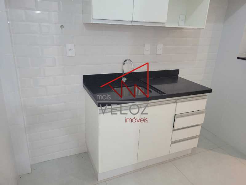 Apartamento à venda com 2 quartos, 76m² - Foto 18