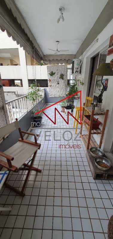 Apartamento à venda com 3 quartos, 133m² - Foto 9