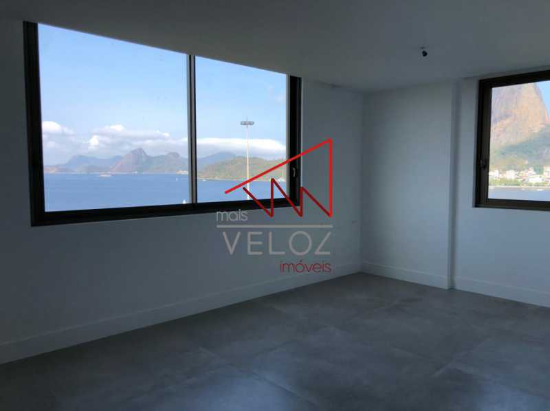 Apartamento à venda com 3 quartos, 180m² - Foto 7