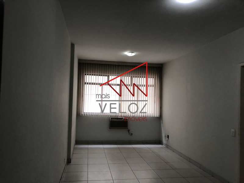 Apartamento à venda com 3 quartos, 85m² - Foto 1