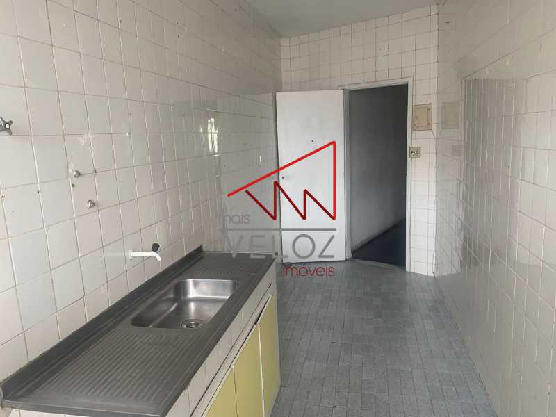 Apartamento à venda com 2 quartos, 70m² - Foto 15