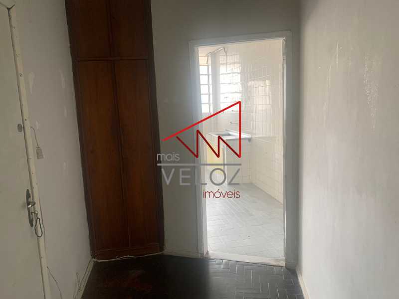 Apartamento à venda com 2 quartos, 70m² - Foto 20