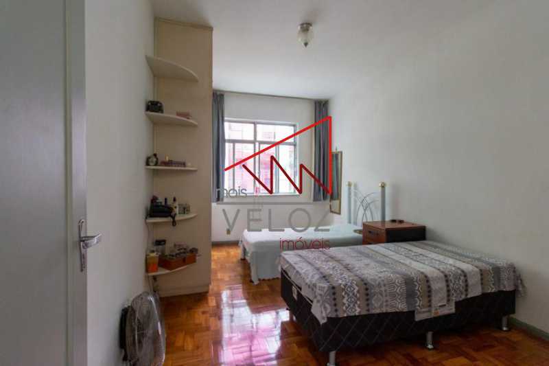 Apartamento à venda com 1 quarto, 50m² - Foto 16