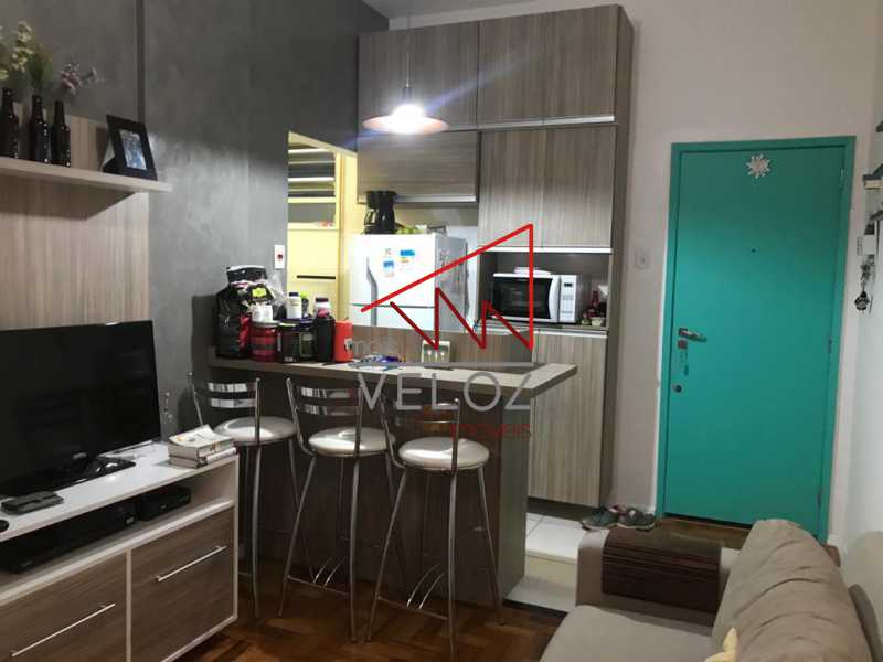 Apartamento à venda com 1 quarto, 35m² - Foto 1