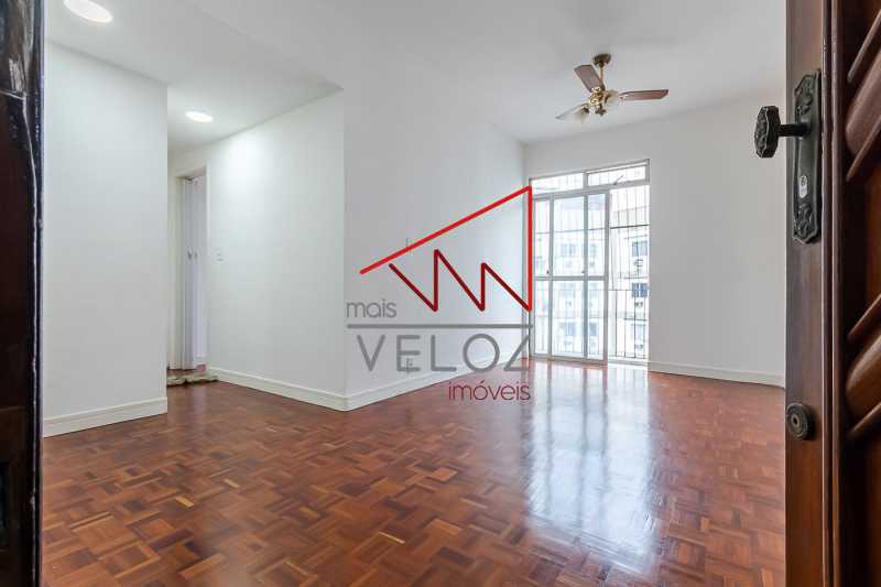 Apartamento à venda com 2 quartos, 54m² - Foto 1