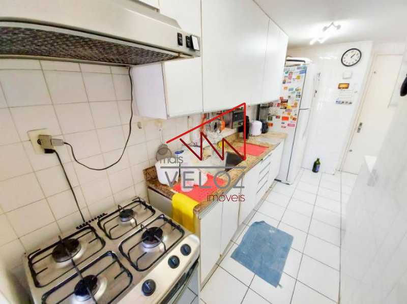 Apartamento à venda com 3 quartos, 82m² - Foto 9