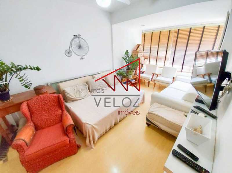 Apartamento à venda com 3 quartos, 82m² - Foto 2