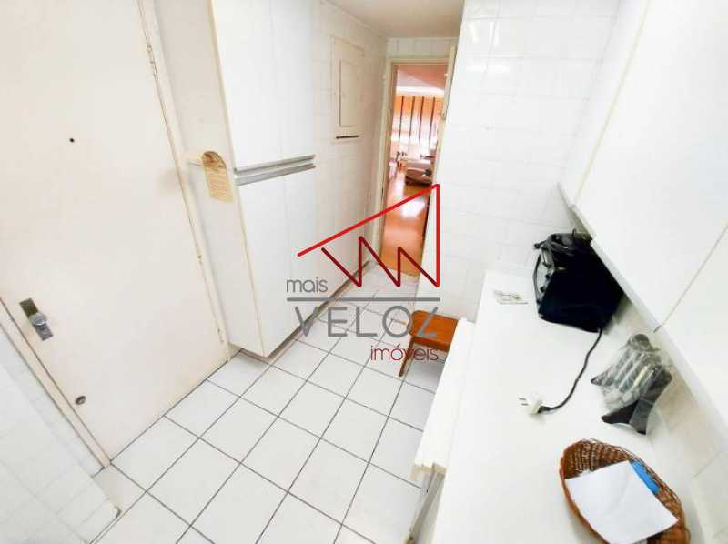 Apartamento à venda com 3 quartos, 82m² - Foto 12