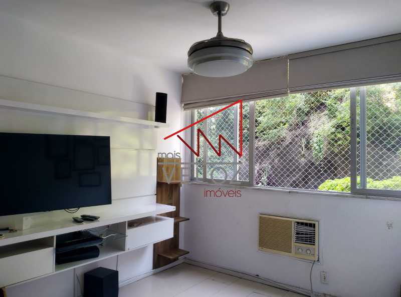 Apartamento à venda com 3 quartos, 80m² - Foto 1