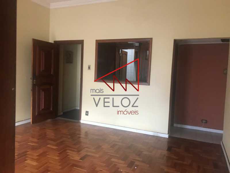 Apartamento à venda com 3 quartos, 100m² - Foto 2