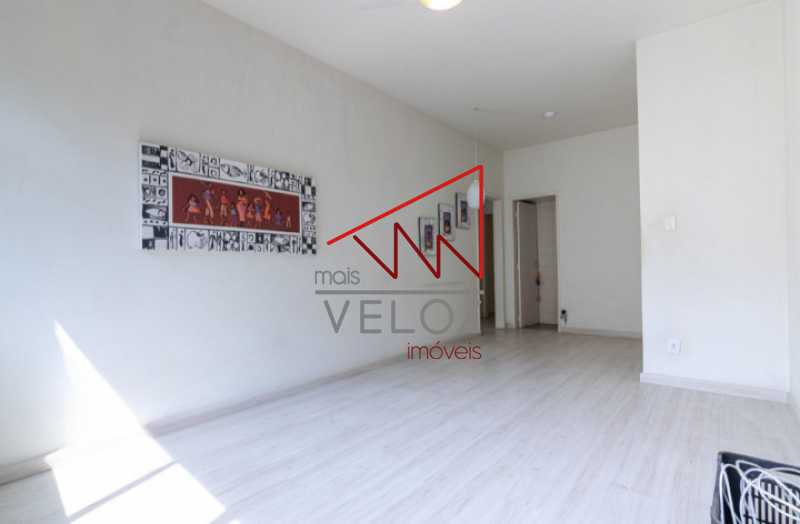 Apartamento à venda com 2 quartos, 80m² - Foto 8