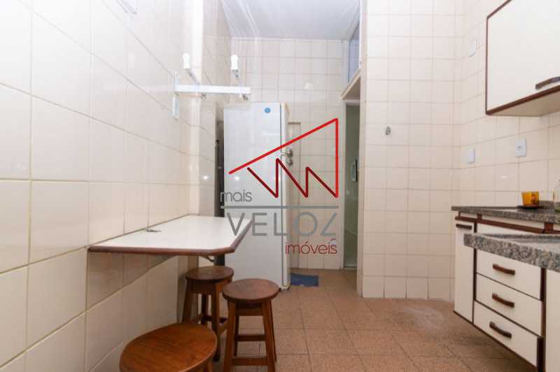 Apartamento à venda com 2 quartos, 80m² - Foto 18