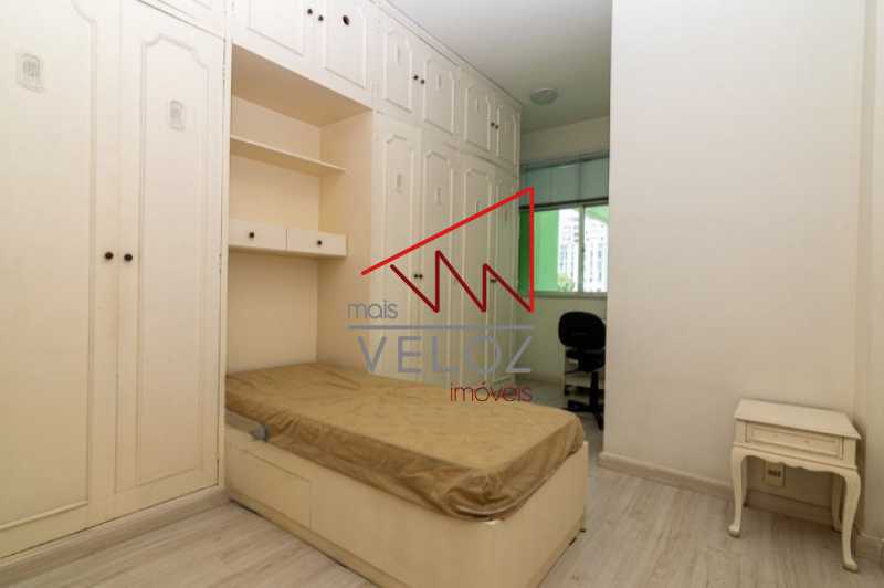 Apartamento à venda com 2 quartos, 80m² - Foto 15