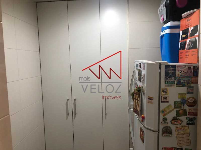 Apartamento à venda com 2 quartos, 60m² - Foto 9