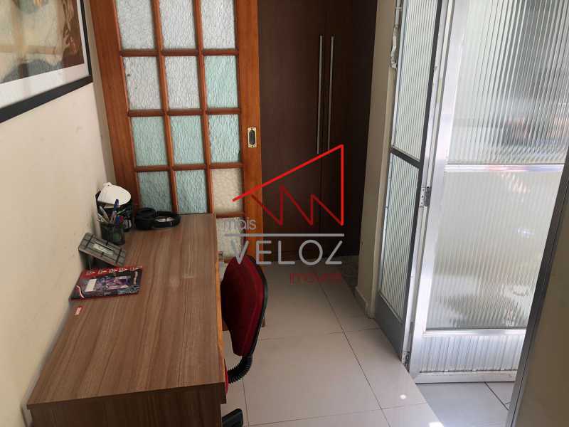 Apartamento à venda com 2 quartos, 60m² - Foto 13