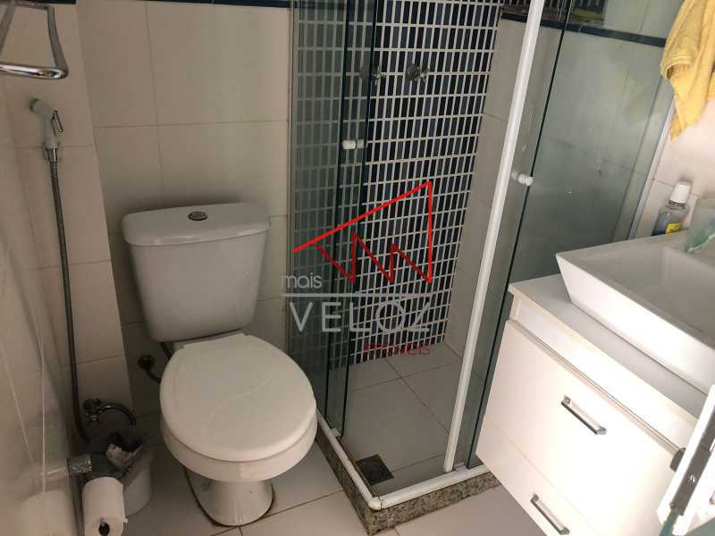 Apartamento à venda com 2 quartos, 60m² - Foto 14