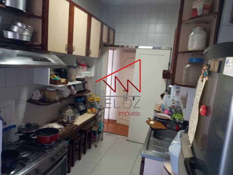 Apartamento à venda com 2 quartos, 77m² - Foto 12