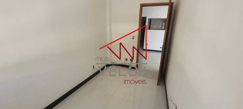 Apartamento à venda com 1 quarto, 44m² - Foto 15