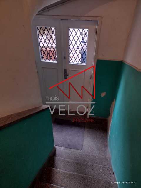 Apartamento à venda com 2 quartos, 100m² - Foto 3