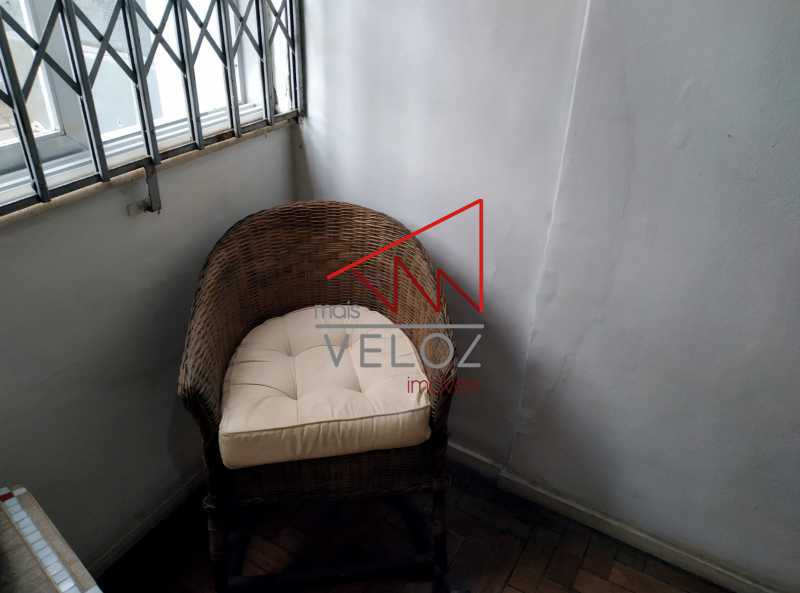 Apartamento à venda com 2 quartos, 76m² - Foto 11