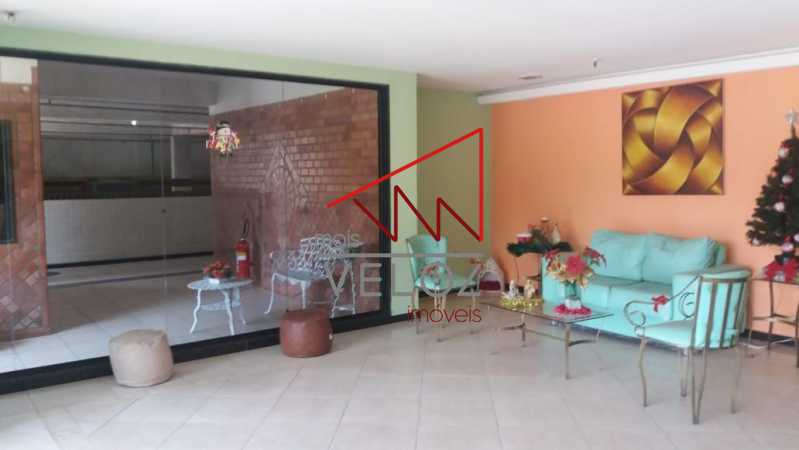 Apartamento à venda com 2 quartos, 70m² - Foto 9