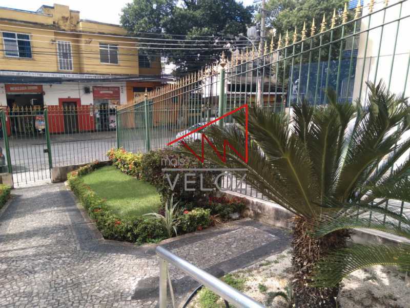 Apartamento à venda com 2 quartos, 70m² - Foto 1