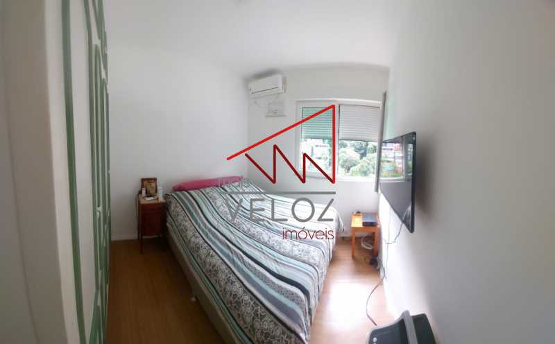 Apartamento à venda com 2 quartos, 64m² - Foto 7