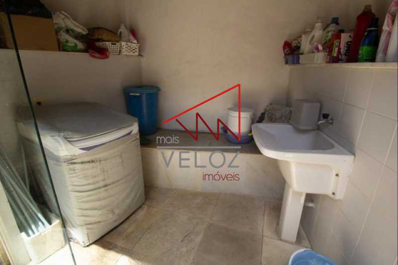 Apartamento à venda com 1 quarto, 45m² - Foto 19